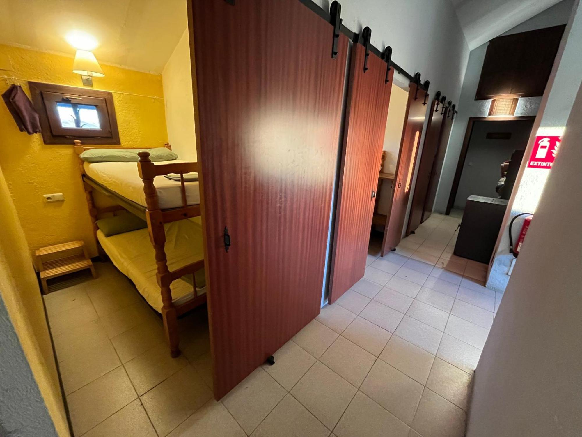 Refugi De L'Arp Hostel Montargull de la Vansa Bagian luar foto