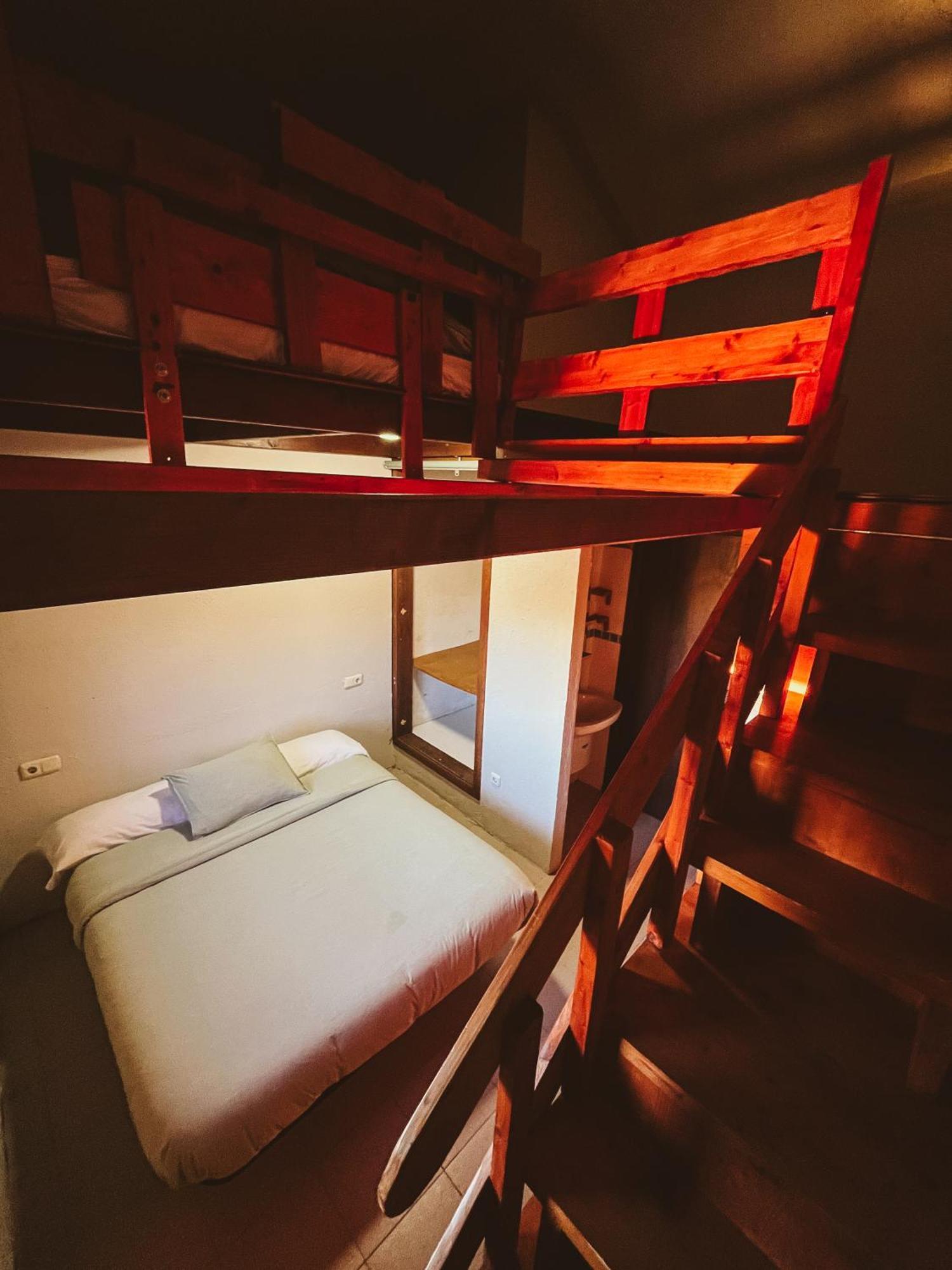 Refugi De L'Arp Hostel Montargull de la Vansa Bagian luar foto
