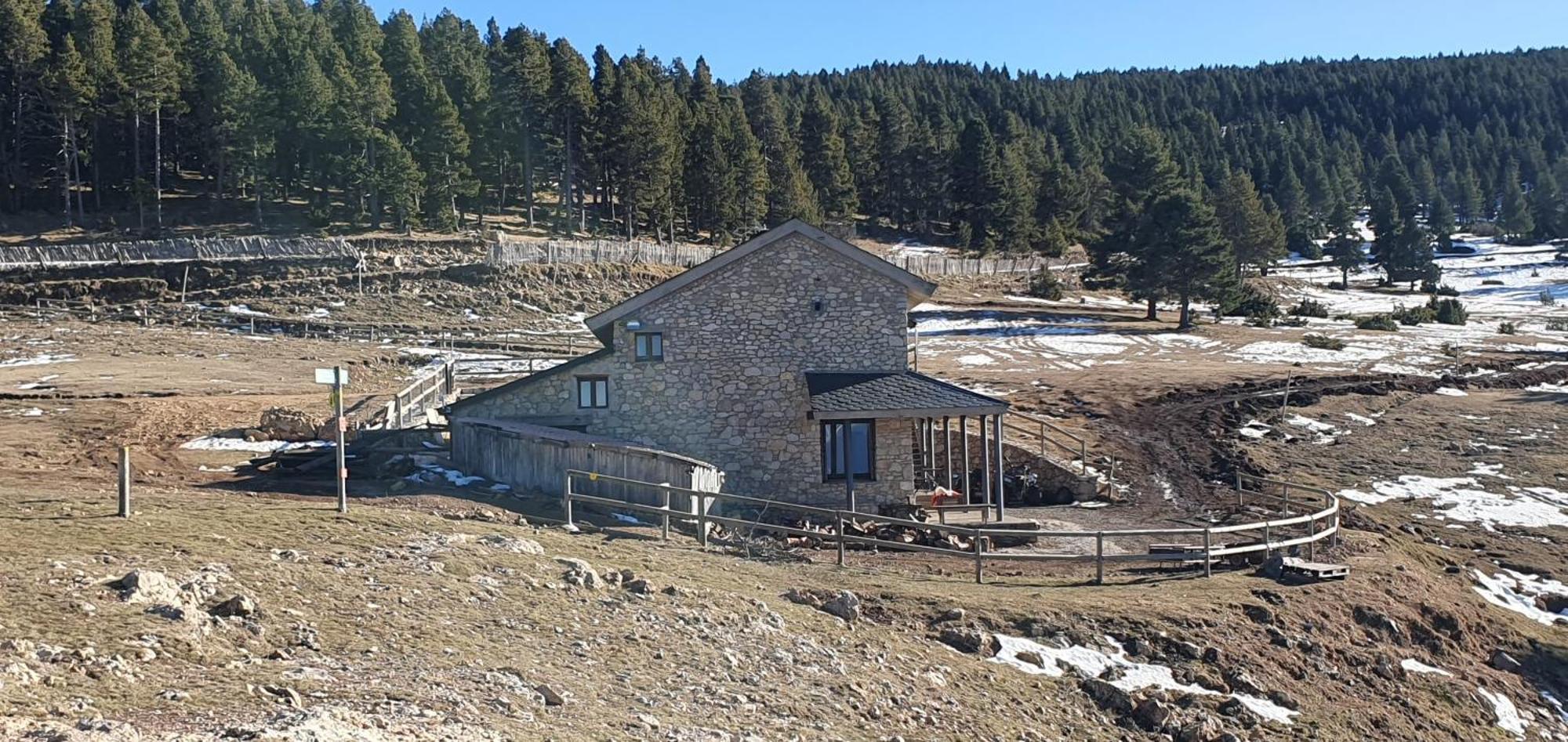 Refugi De L'Arp Hostel Montargull de la Vansa Bagian luar foto