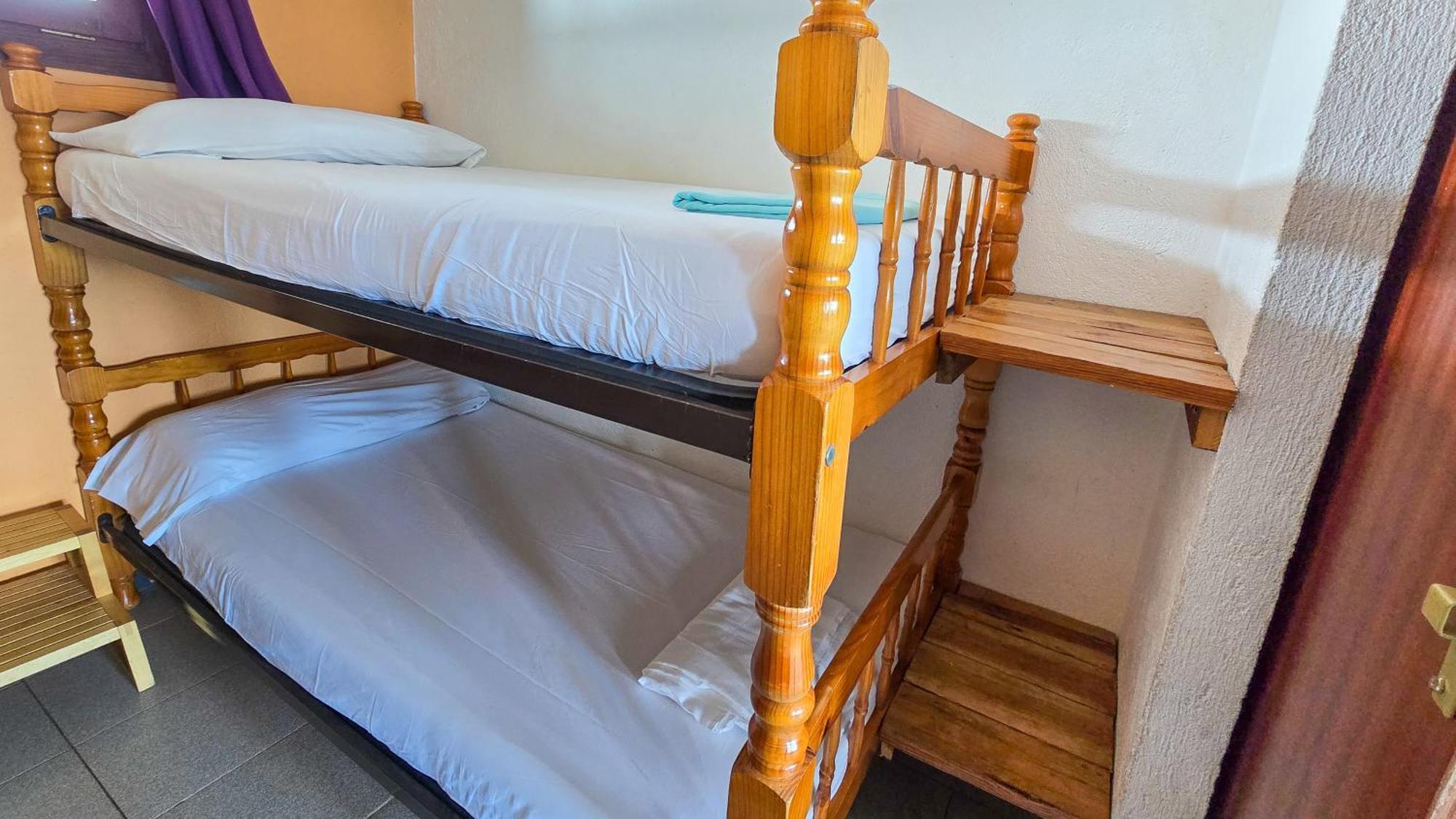 Refugi De L'Arp Hostel Montargull de la Vansa Bagian luar foto